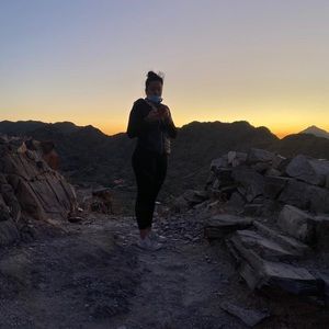 Meet your Posher, Cinthia